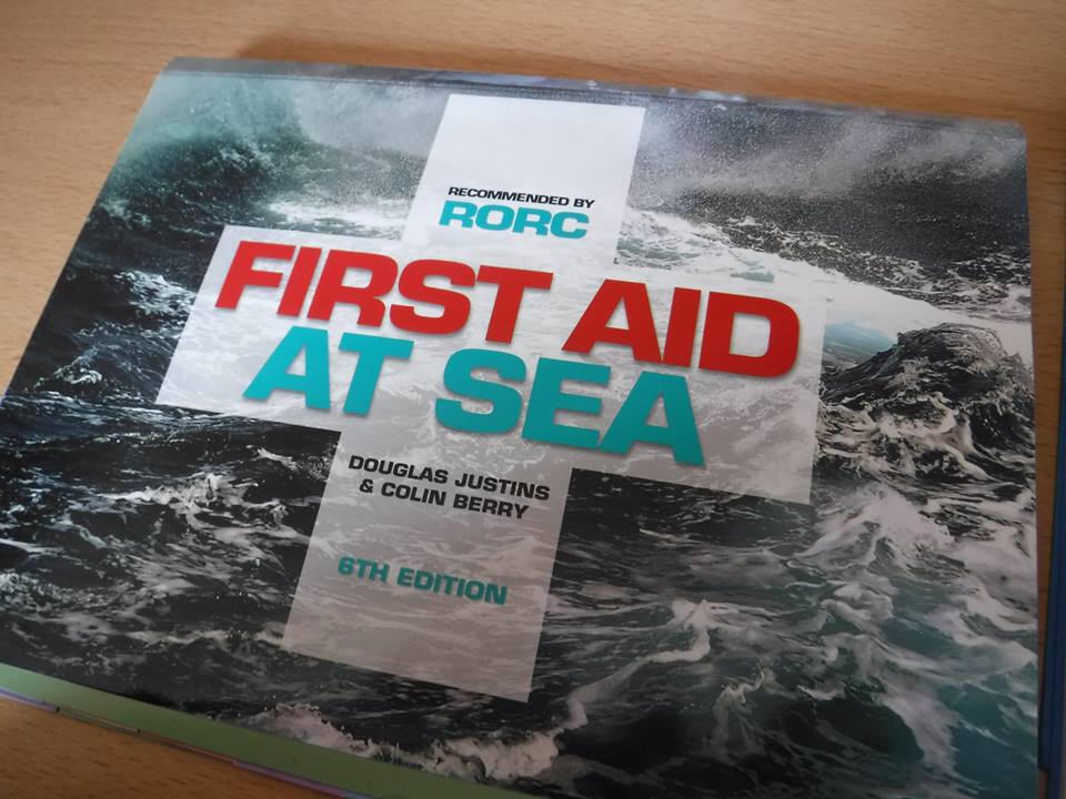 FIRST AID AT SEA  貴帆通信